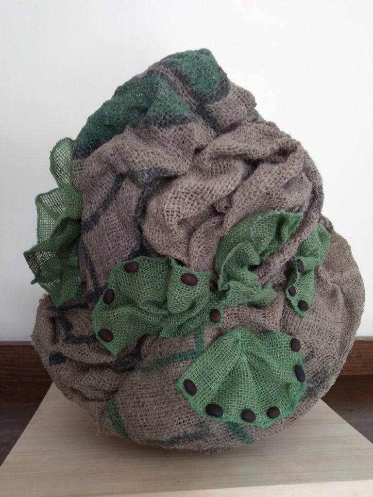 Le Cafe Chapeau -back